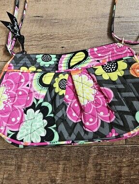 Vibrant Floral Quilted Crossbody Bag Pink MultiVera Bradley Ziggy Zinnia Pattern